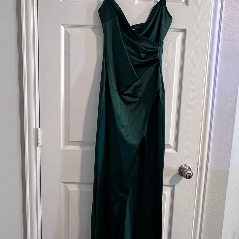 Elegant Green Evening Dress